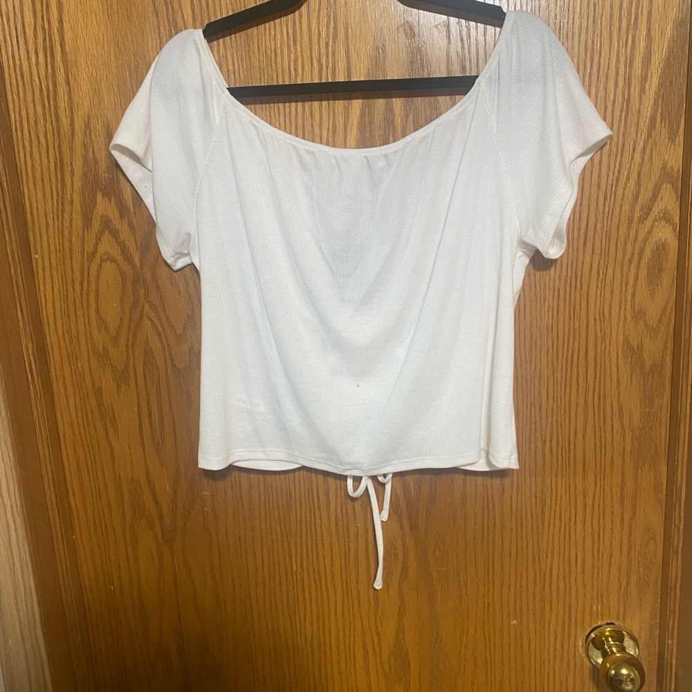 Plus Size Ruched Crop - Picture 6 of 6